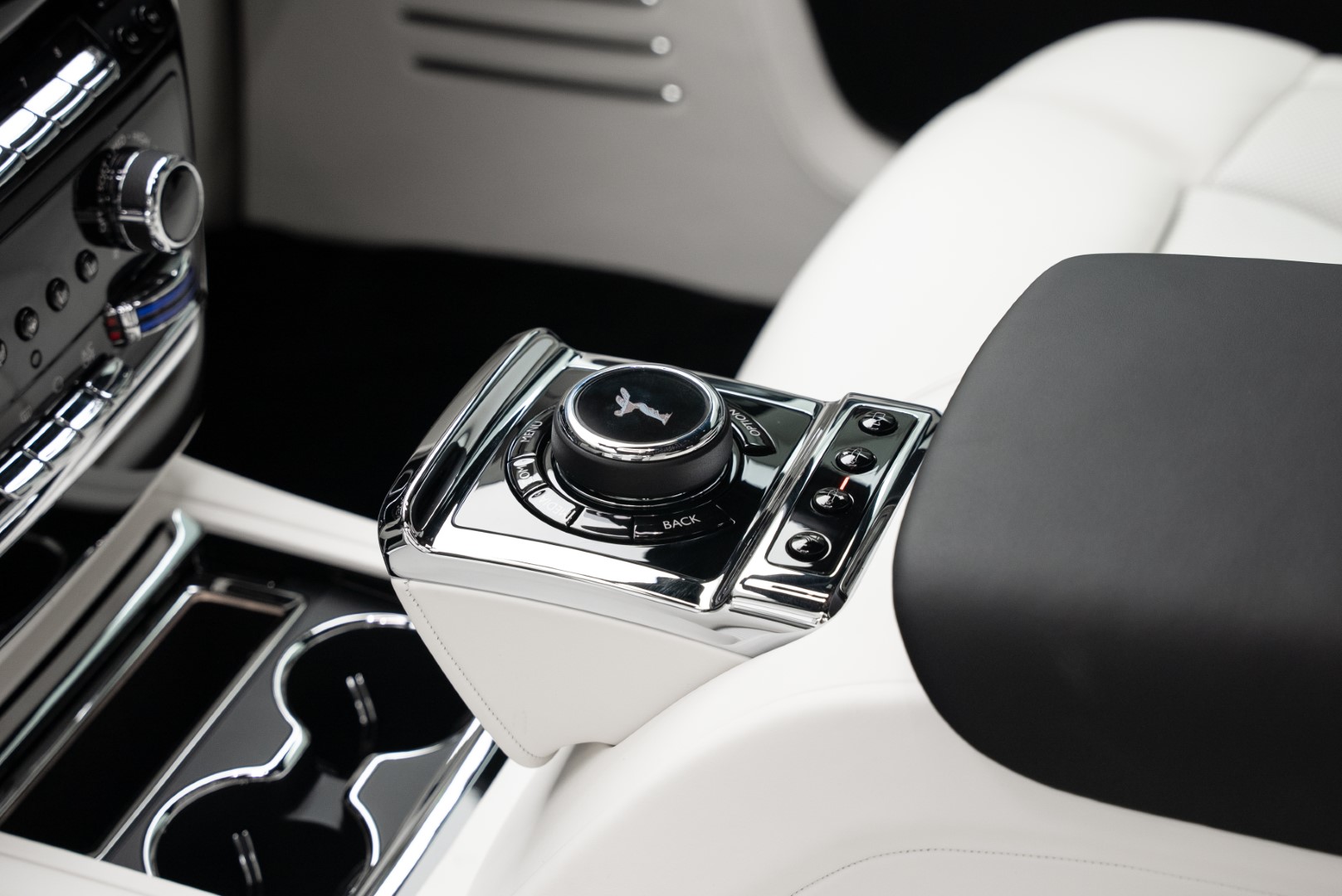 2025 ROLLS ROYCE PHANTOM | | GCC SPECS | WARRANTY SERVICE